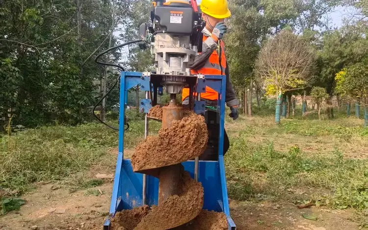 Worker  ЯМОБУР-600 2026 года за 1 250 000 тг. в Алматы
