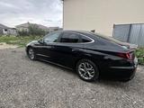 Hyundai Sonata 2020 года за 7 500 000 тг. в Актобе – фото 4