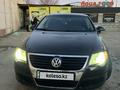 Volkswagen Passat 2006 годаүшін3 500 000 тг. в Атырау