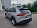 Toyota RAV4 2021 годаfor13 800 000 тг. в Алматы – фото 6