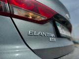 Hyundai Elantra 2017 года за 7 150 000 тг. в Актау – фото 3