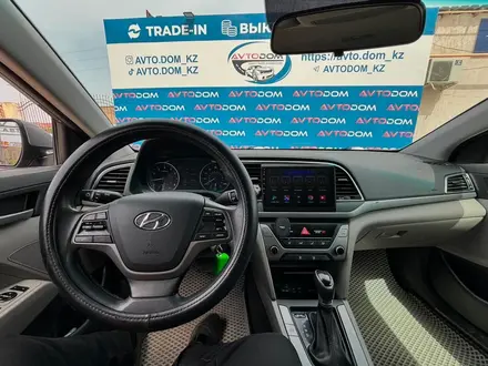 Hyundai Elantra 2017 года за 7 150 000 тг. в Актау – фото 5