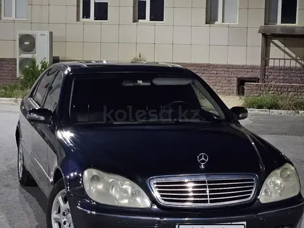 Mercedes-Benz S 500 2001 года за 3 500 000 тг. в Жанаозен – фото 3