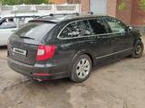 Skoda Superb 2011 годаүшін3 800 000 тг. в Астана – фото 3