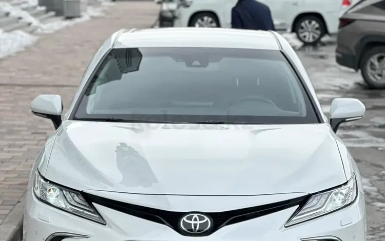 Toyota Camry 2021 годаfor16 800 000 тг. в Шымкент