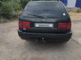 Volkswagen Passat 1996 года за 1 600 000 тг. в Тараз – фото 2