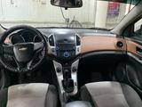 Chevrolet Cruze 2014 годаfor2 780 000 тг. в Астана – фото 2