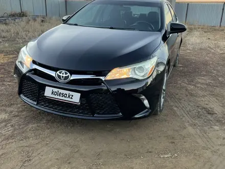 Toyota Camry 2015 года за 5 500 000 тг. в Атырау – фото 4