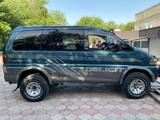 Mitsubishi Delica 1995 годаfor3 800 000 тг. в Алматы – фото 3