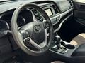 Toyota Highlander 2017 годаүшін13 350 000 тг. в Атырау – фото 13
