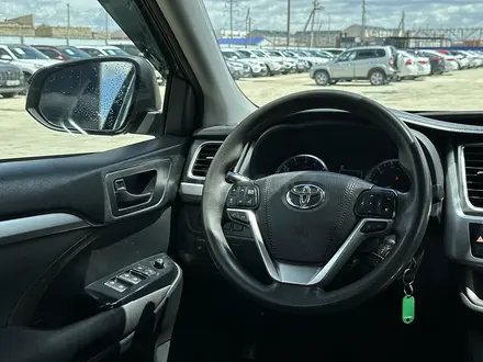 Toyota Highlander 2017 года за 13 350 000 тг. в Атырау – фото 7