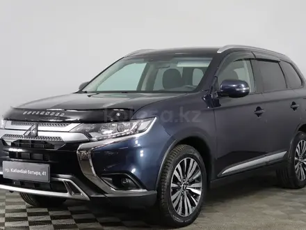 Mitsubishi Outlander 2019 года за 9 990 000 тг. в Астана