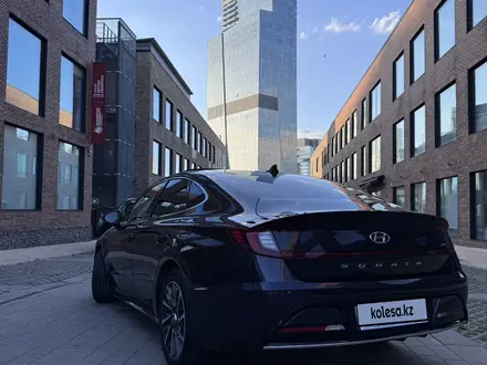 Hyundai Sonata 2020 года за 10 300 000 тг. в Алматы – фото 12