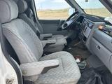 Volkswagen Multivan 1992 годаүшін3 200 000 тг. в Караганда – фото 2