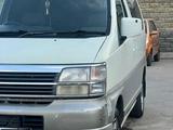 Nissan Elgrand 1999 года за 3 300 000 тг. в Алматы – фото 3