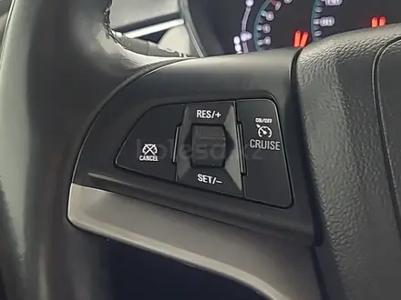 Chevrolet Tracker 2020 года за 6 390 000 тг. в Алматы – фото 17