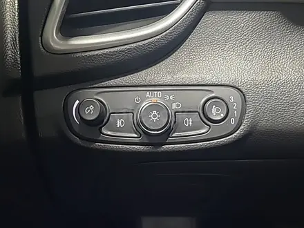 Chevrolet Tracker 2020 года за 6 390 000 тг. в Алматы – фото 20