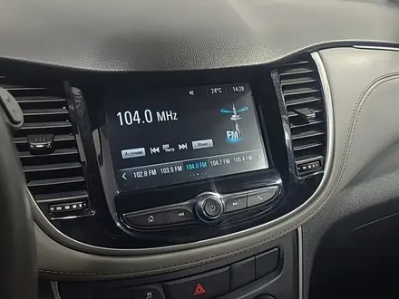 Chevrolet Tracker 2020 года за 6 390 000 тг. в Алматы – фото 23