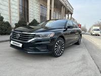 Volkswagen Passat 2021 года за 11 500 000 тг. в Алматы