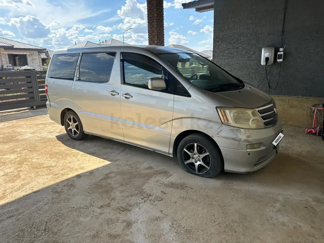 Toyota Alphard, 2003