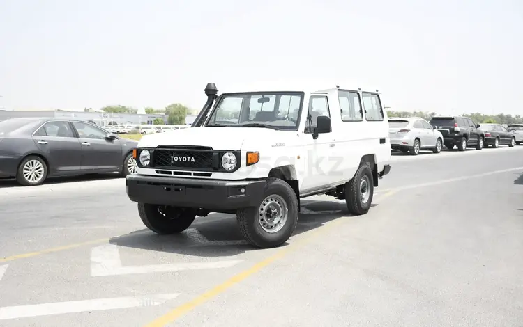 Toyota Land Cruiser Prestige 2026 года за 36 500 000 тг. в Алматы