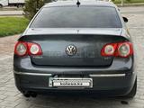Volkswagen Passat 2010 года за 3 900 000 тг. в Шымкент – фото 4