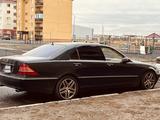 Mercedes-Benz S 500 2001 года за 4 100 000 тг. в Талдыкорган – фото 2