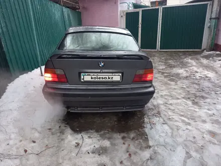 BMW 320 1993 года за 1 300 000 тг. в Алматы – фото 5
