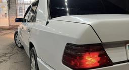 Mercedes-Benz E 260 1992 года за 1 690 000 тг. в Алматы