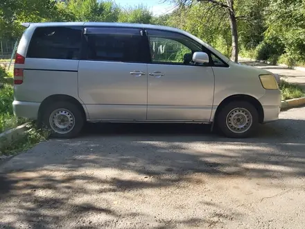 Toyota Noah 2002 года за 4 600 000 тг. в Усть-Каменогорск – фото 4