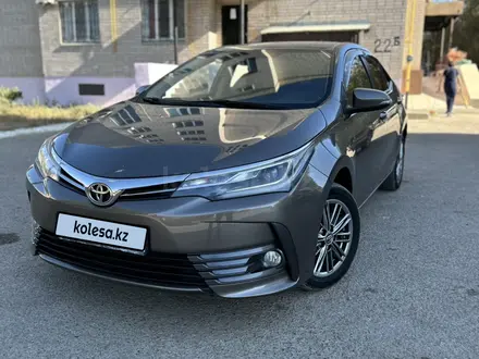 Toyota Corolla 2018 года за 8 600 000 тг. в Актобе – фото 4