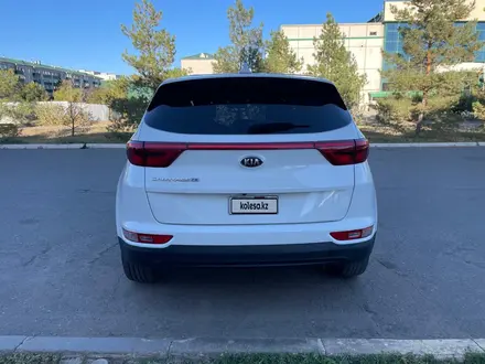 Kia Sportage 2018 года за 6 800 000 тг. в Уральск – фото 4