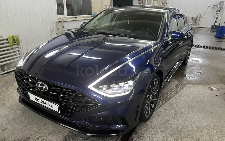 Hyundai Sonata 2022 годаүшін11 750 000 тг. в Алматы