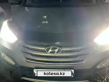 Hyundai Santa Fe 2013 года за 9 600 000 тг. в Караганда – фото 2