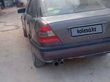 Mercedes-Benz C 180 1994 года за 650 000 тг. в Жанаозен – фото 2