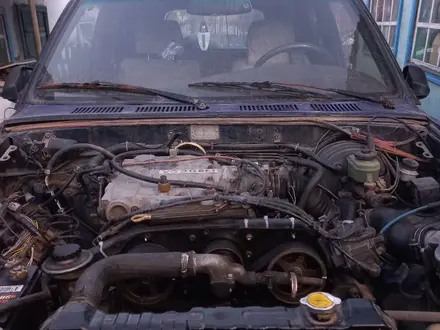 Toyota 4Runner 1991 года за 2 800 000 тг. в Усть-Каменогорск – фото 6