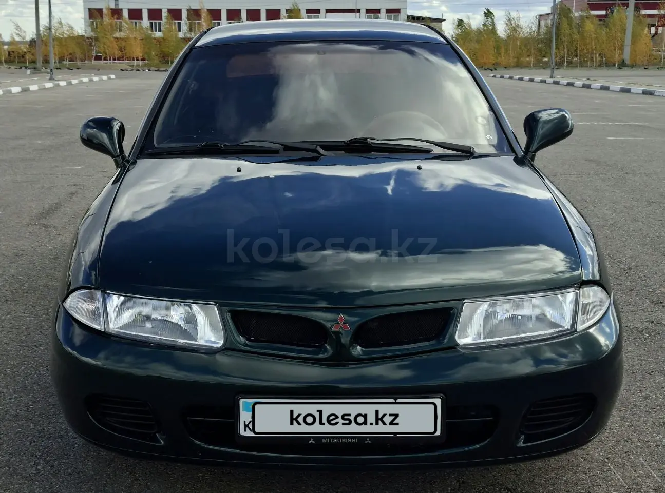 Mitsubishi Carisma, 1998