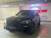 BMW X5 2020 года за 37 300 000 тг. в Астана