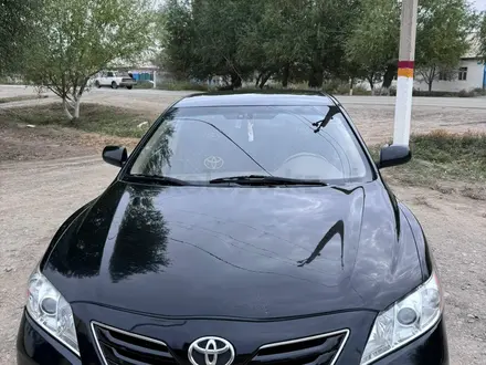 Toyota Camry 2008 года за 6 200 000 тг. в Айтеке би – фото 3