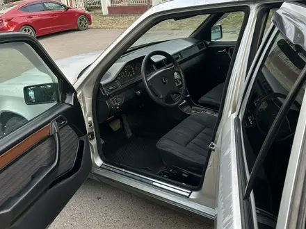 Mercedes-Benz E 230 1990 года за 1 000 000 тг. в Алматы – фото 7
