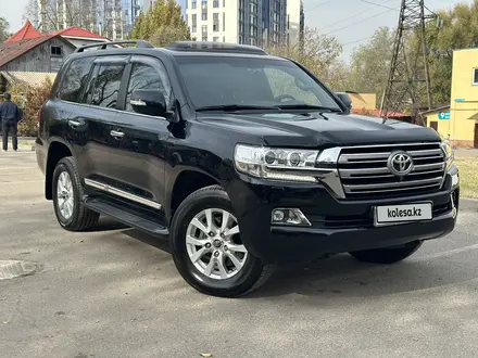 Toyota Land Cruiser 2015 года за 29 900 000 тг. в Алматы – фото 9