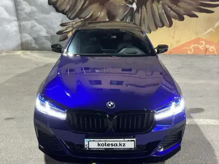 BMW 540 2018 года за 22 500 000 тг. в Шымкент – фото 17
