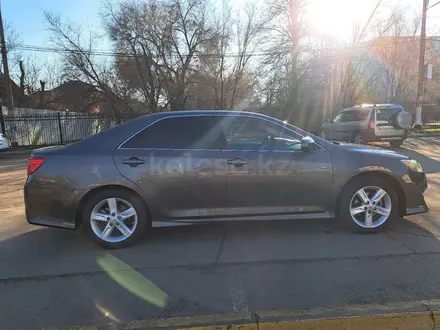Toyota Camry 2014 года за 5 200 000 тг. в Уральск – фото 4