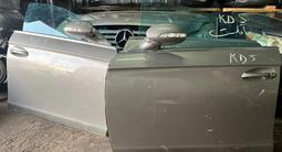 Двери передние и задние Mercedes CLS 550 за 100 000 тг. в Астана