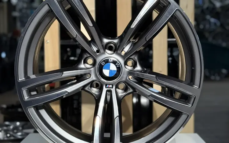 Диски R17 437 Style на BMW 5x120 за 216 000 тг. в Астана