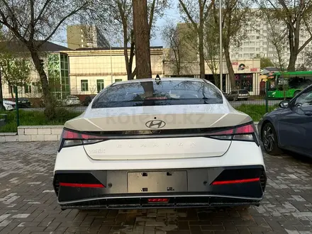 Hyundai Elantra 2024 годаүшін8 000 000 тг. в Алматы – фото 3