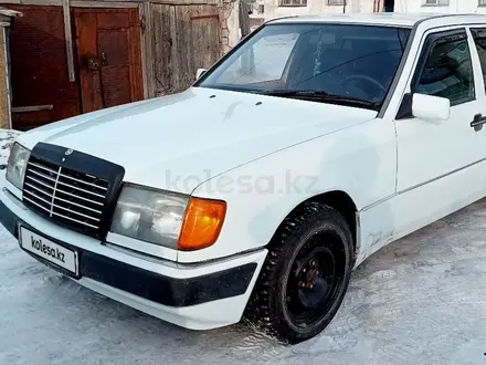 Mercedes-Benz E 200 1989 года за 500 000 тг. в Жолымбет