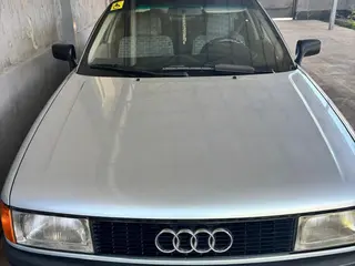 Audi 80