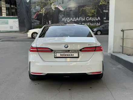 BMW 520 2023 года за 33 000 000 тг. в Алматы – фото 6