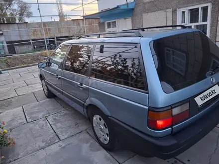 Volkswagen Passat 1992 года за 1 300 000 тг. в Тараз – фото 3